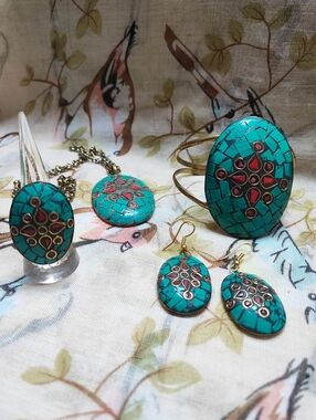 5 Piece Parure Necklace Bracelet Ring Earrings Faux Turquoise Coral Mosa